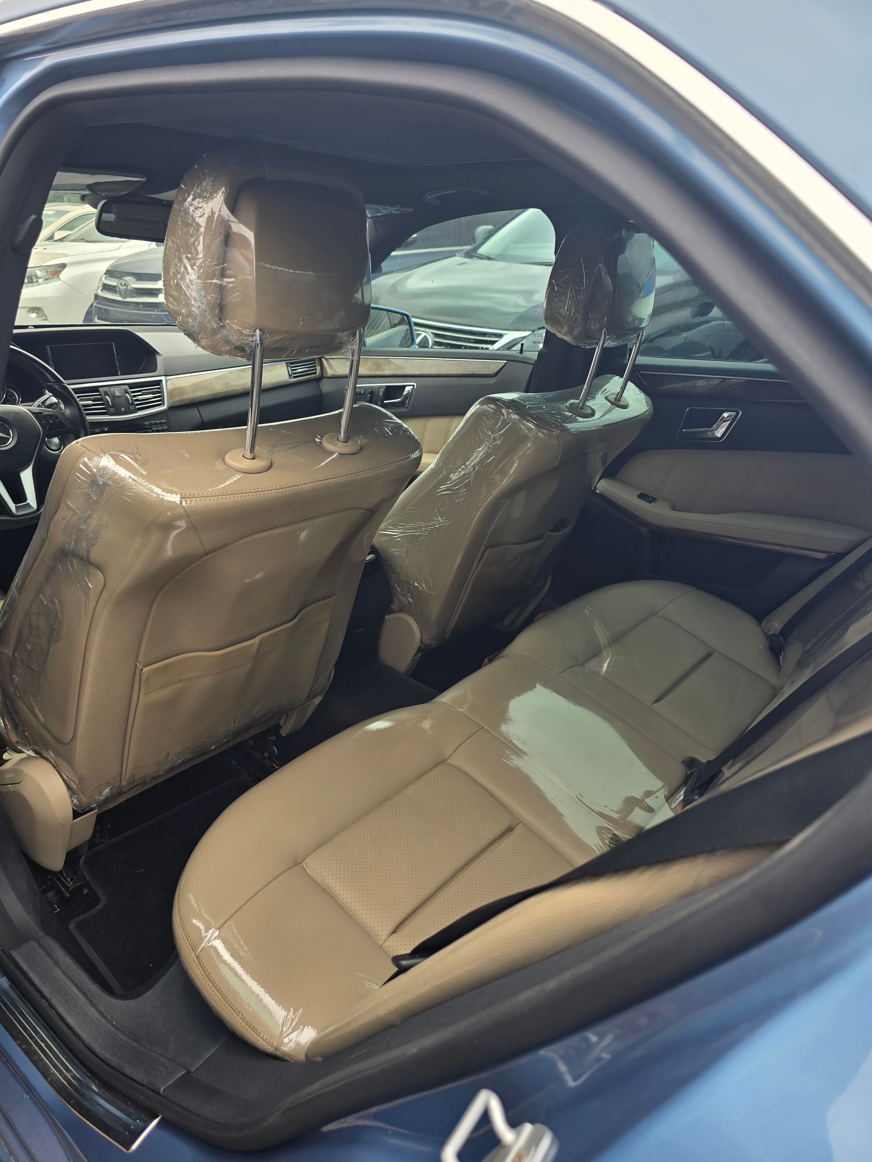 2010 MERCEDES  E350